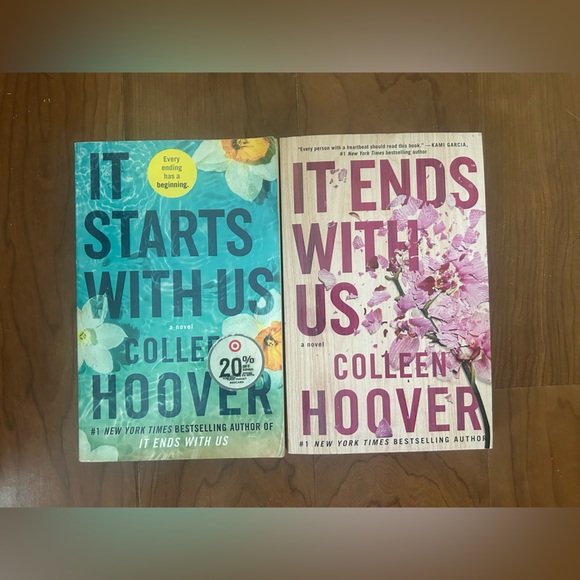 Colleen Hoover Paperback Book Set - Picture 1 of 2